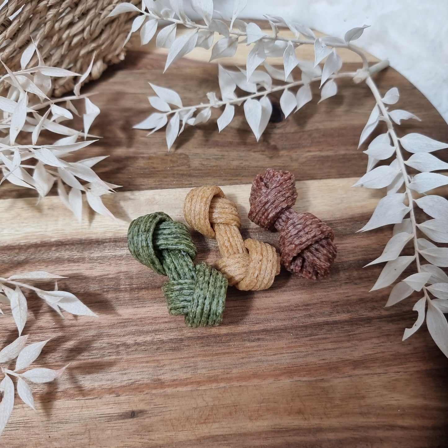 Puffed Veggie Mini Knots