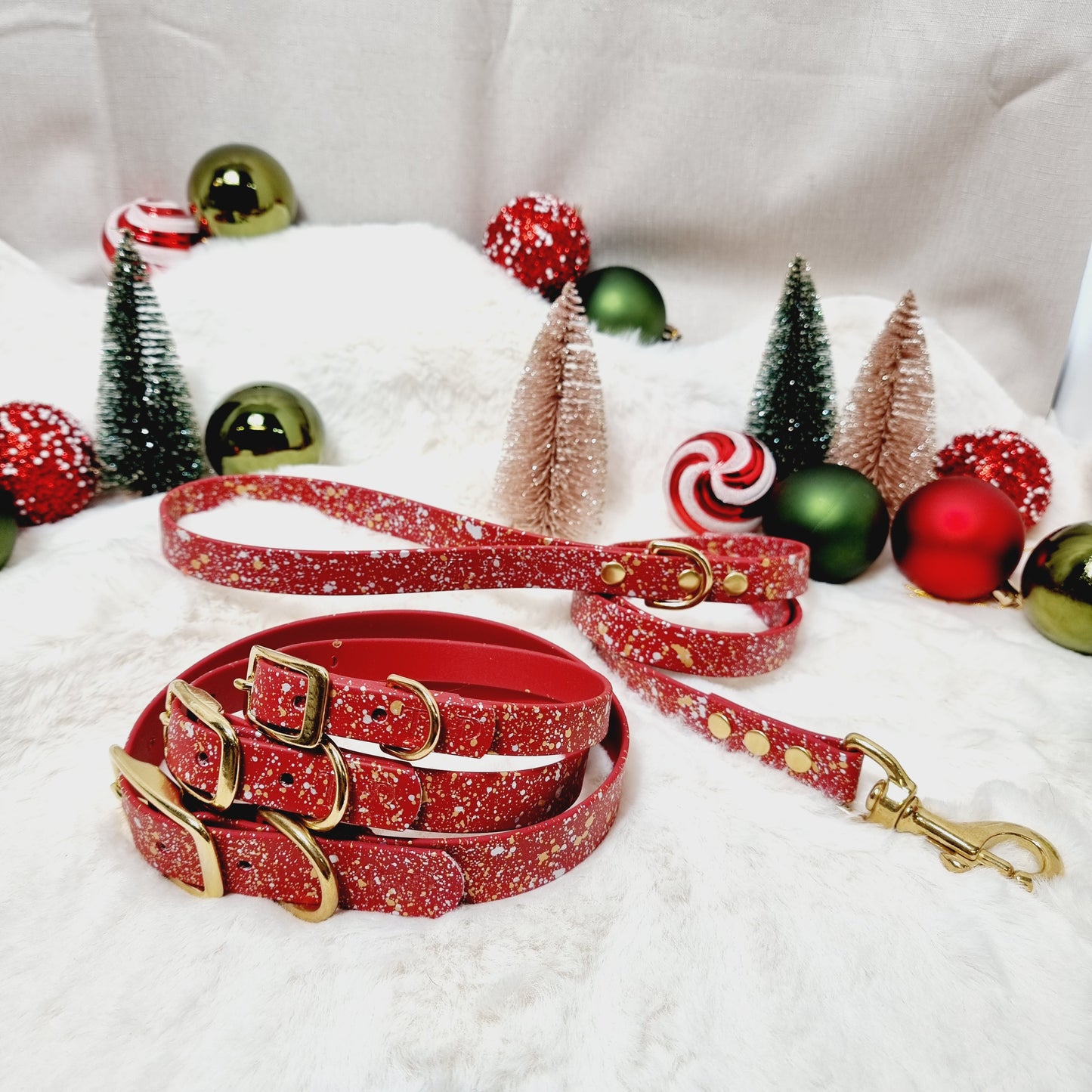 Hollyberry Gold - Biothane Splatter Dog Lead