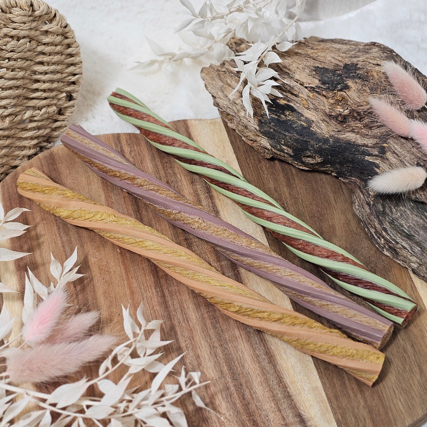 Jumbo meat-free puffed Twists