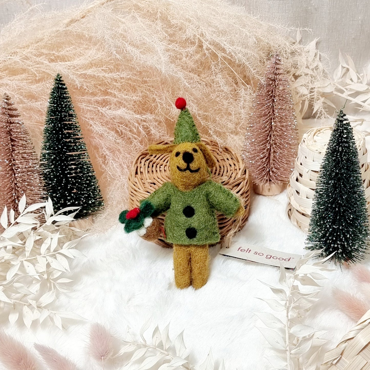 Felt Christmas Dogs - Doggo Elf