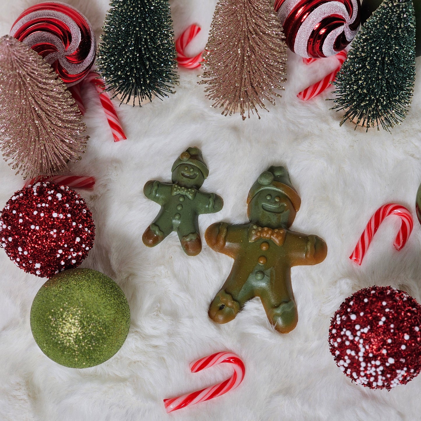 Veggie Christmas Chew - Reindeer & Gingerbread Men