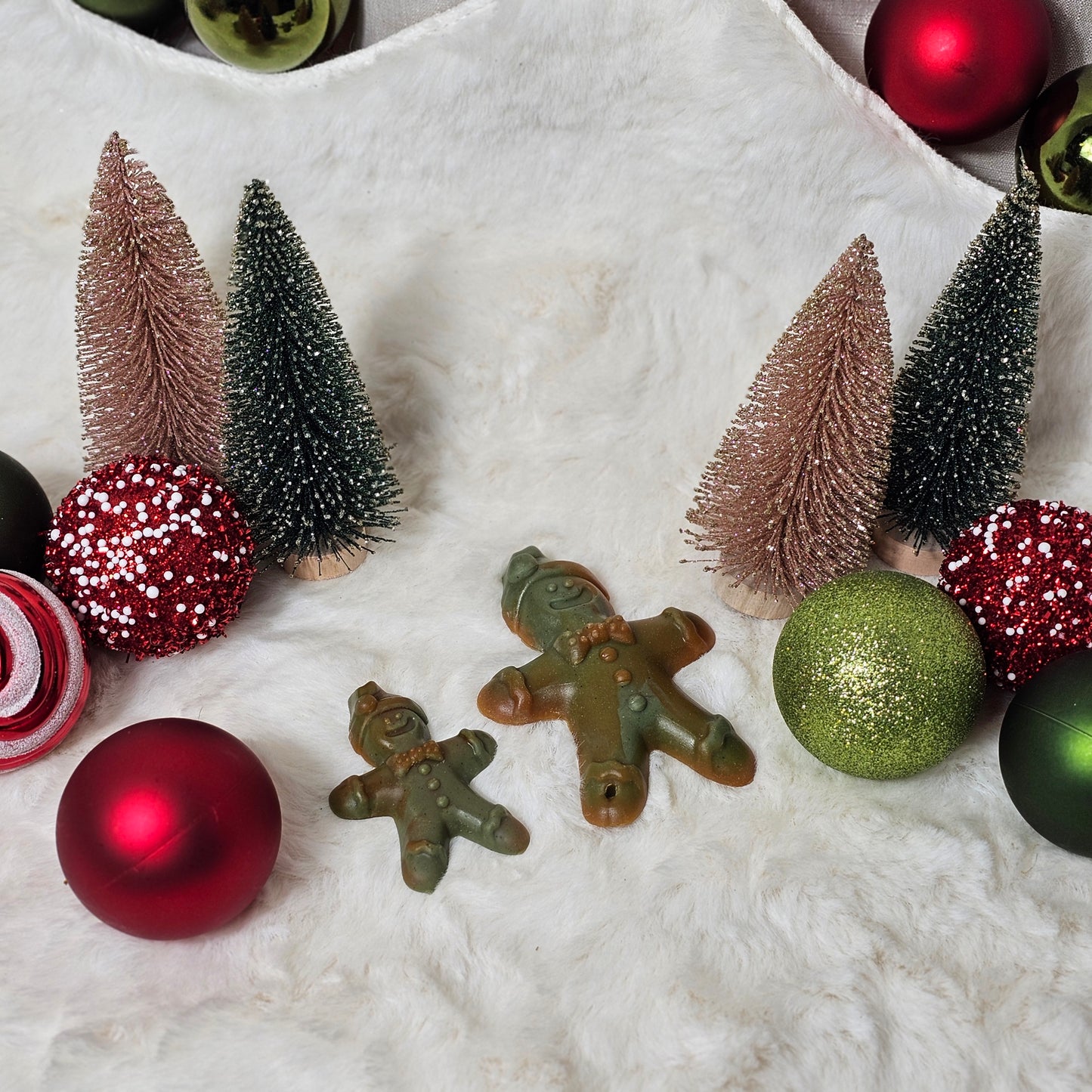 Veggie Christmas Chew - Reindeer & Gingerbread Men