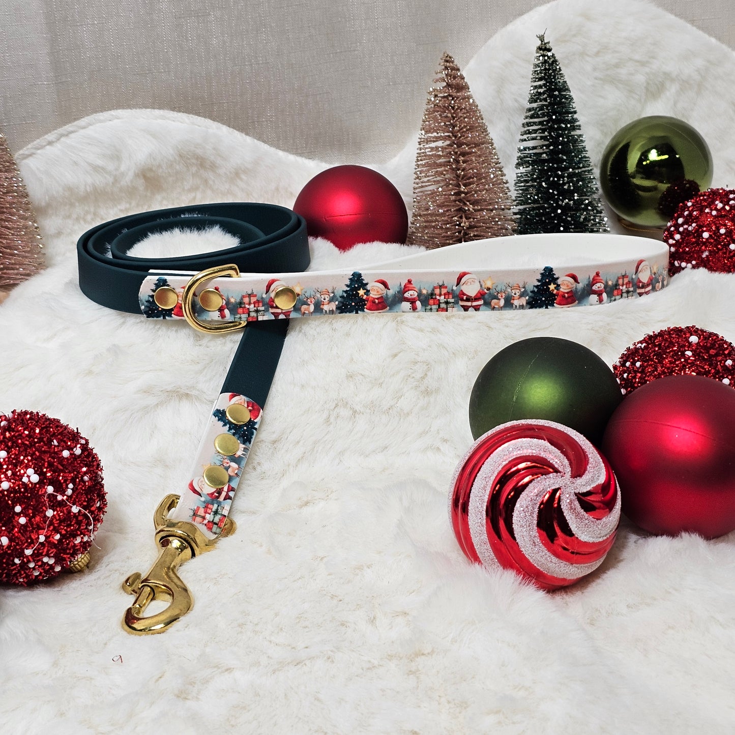 North Pole Magic – Waterproof BioThane® Dog Lead