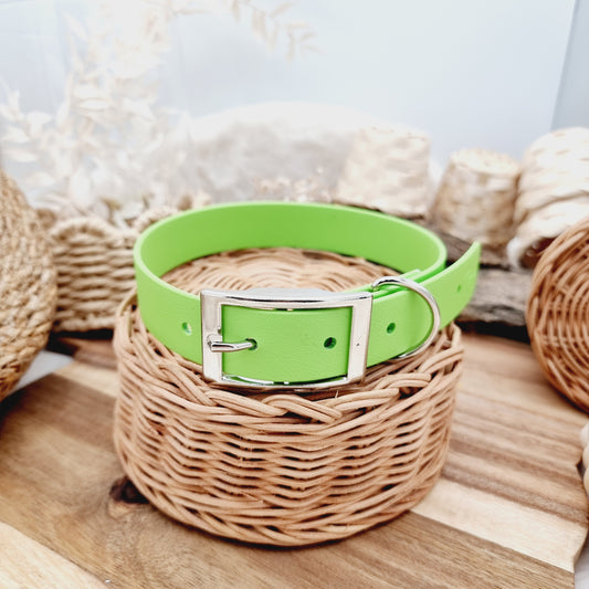 Apple (SI) - Size L Biothane Dog Collar