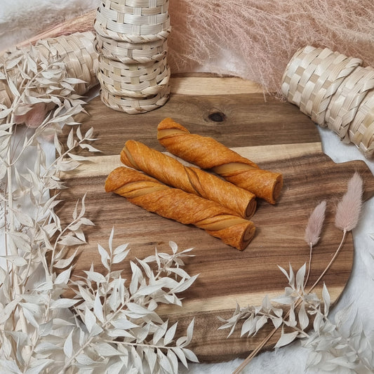Carrot Puffed Twists 🥕