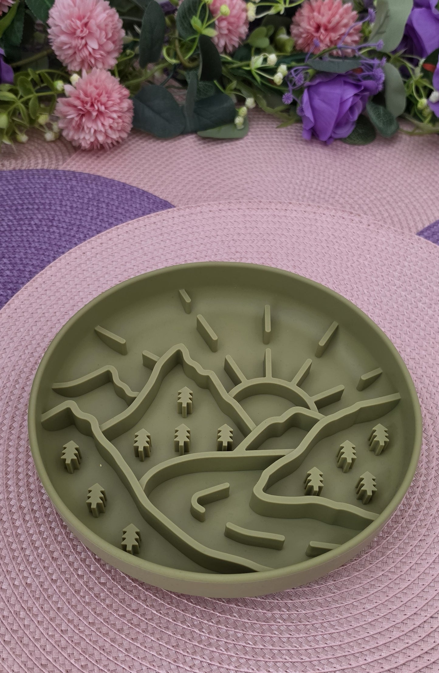Enrichment Bowl - Adventure (Sage Green)