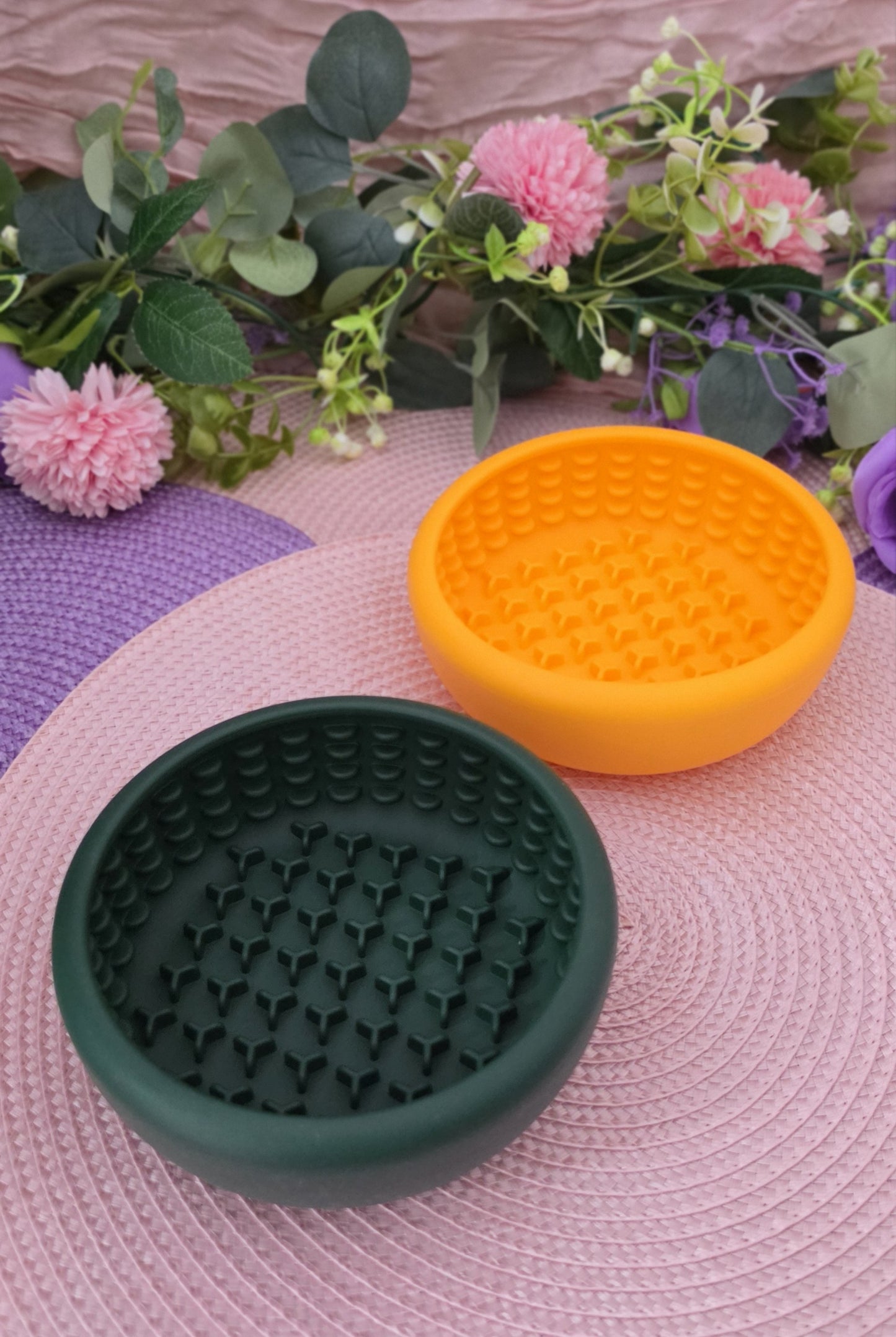 Enrichment Bowl Feeder - Orange